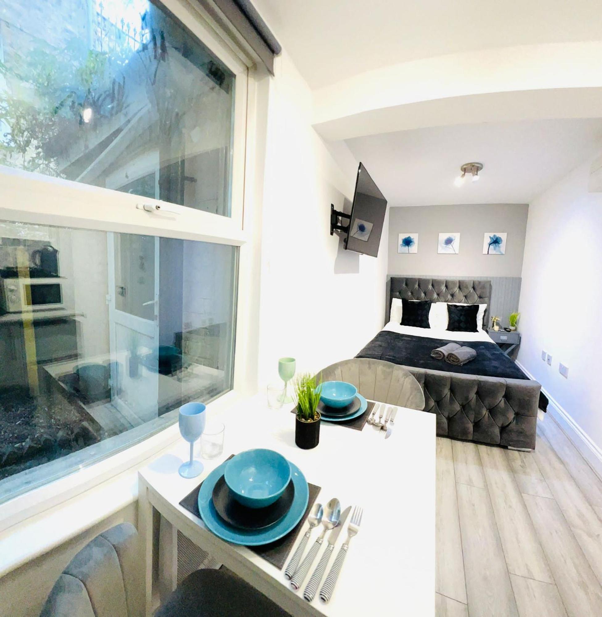 Central Studios In Top Location Лондон Экстерьер фото