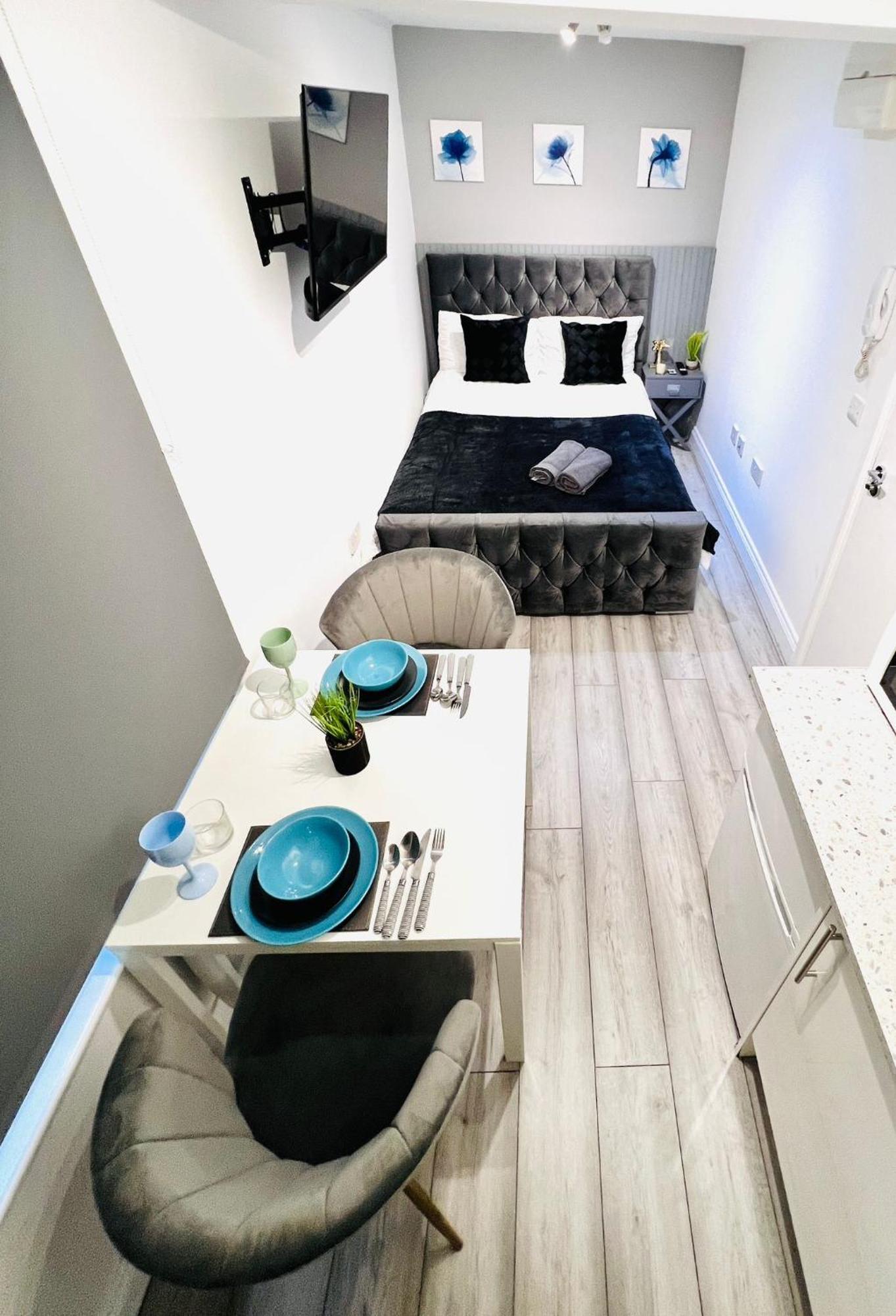 Central Studios In Top Location Лондон Экстерьер фото