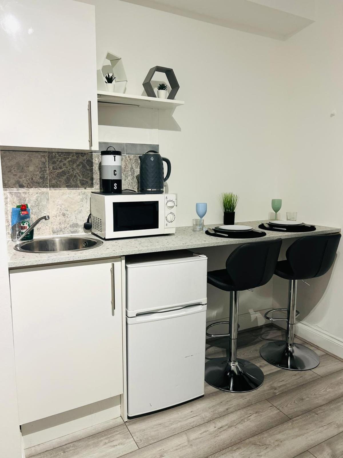 Central Studios In Top Location Лондон Экстерьер фото