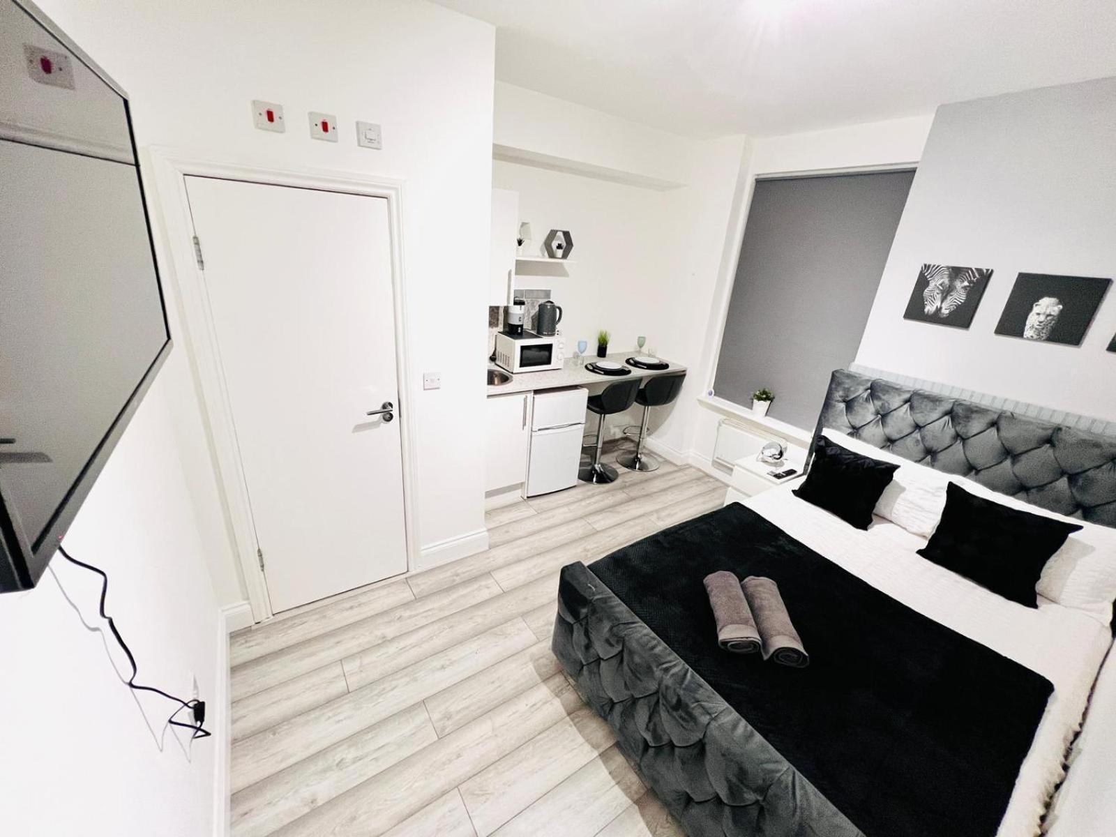 Central Studios In Top Location Лондон Экстерьер фото