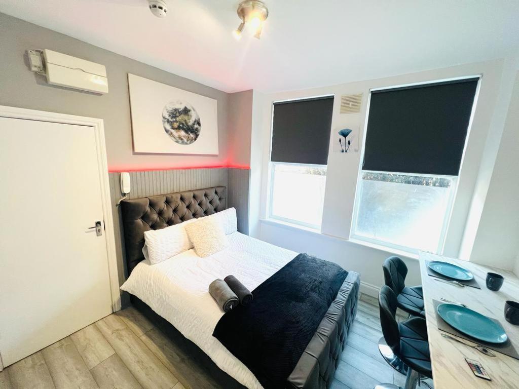 Central Studios In Top Location Лондон Экстерьер фото