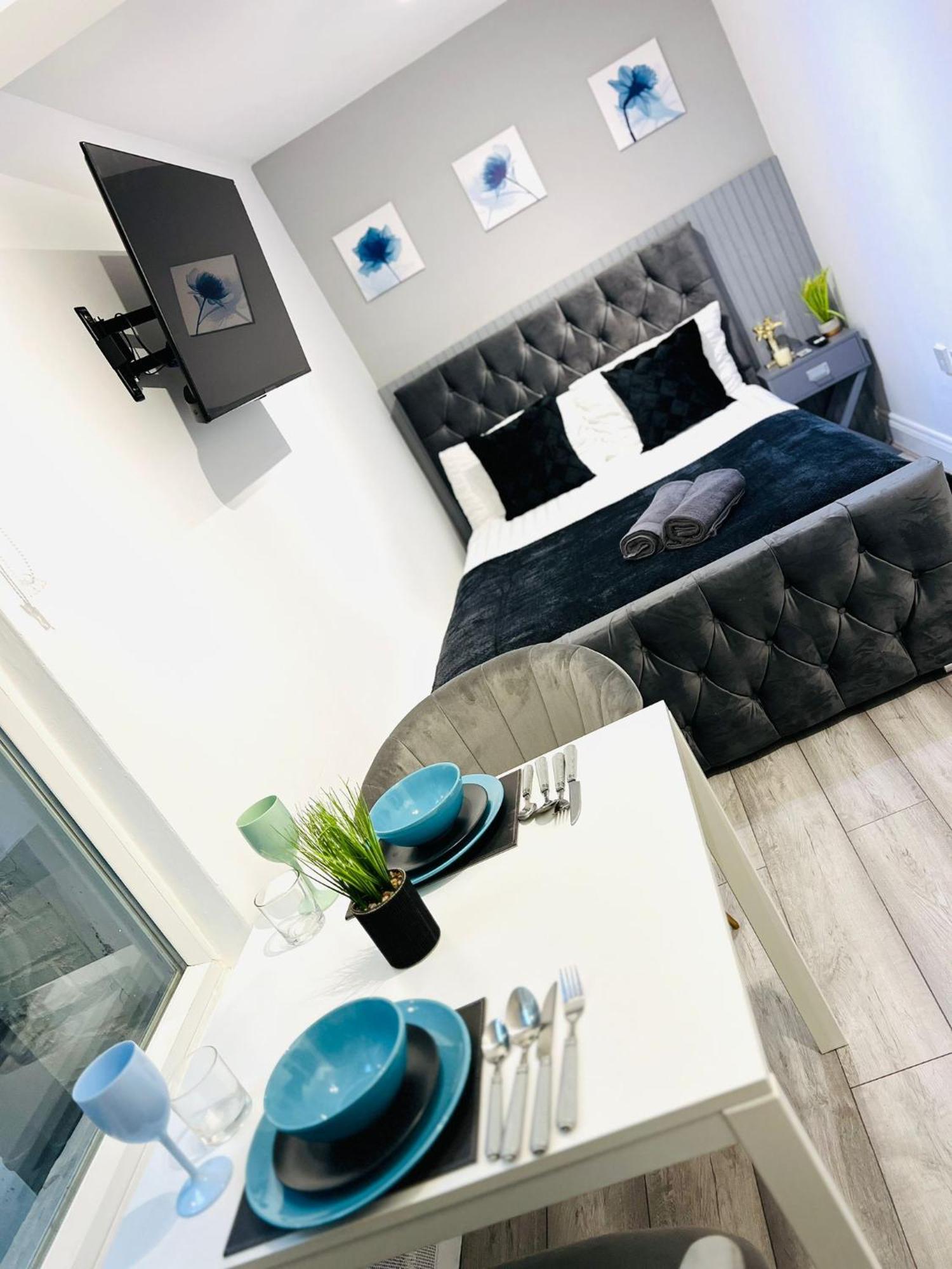 Central Studios In Top Location Лондон Экстерьер фото