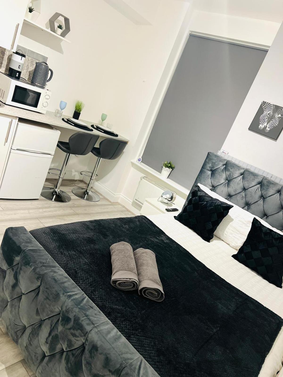 Central Studios In Top Location Лондон Экстерьер фото