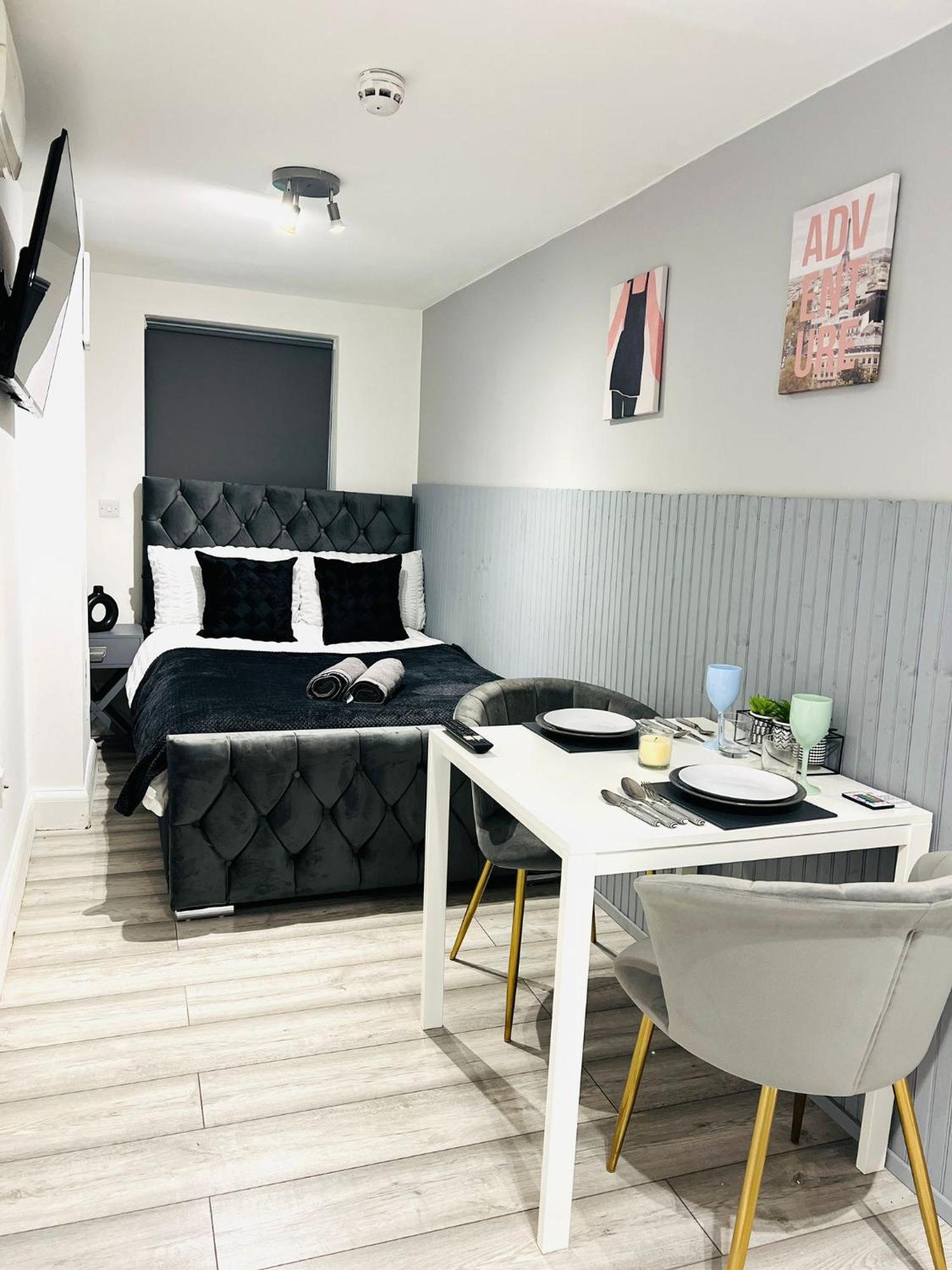 Central Studios In Top Location Лондон Экстерьер фото